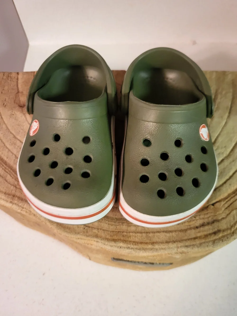 Crocs Iconic Comfort Little Kids Toddler Size 4 Green Clogs Shoes Clogs Cargo